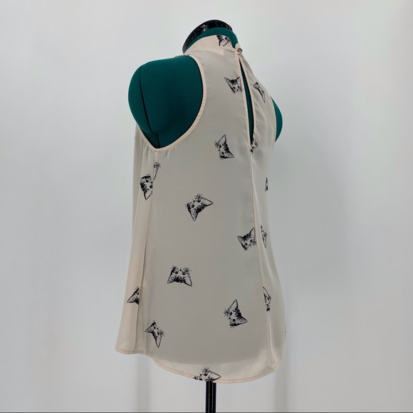 Everly Sleeveless Kitten Mock Neck Blouse, Small - Picture 8 of 16